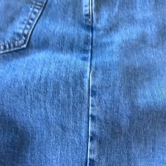 Levi's Classic Blue Straight Men's Jeans - Picture 2 of 3